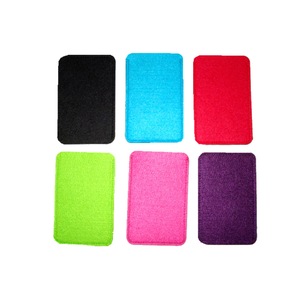 1 HOUSSE POUR SMARTPHONE / TELEPHONE PORTABLE FEUTRINE 3MM - 8,6X13,3CM - 6 COULEURS ASSORTIES